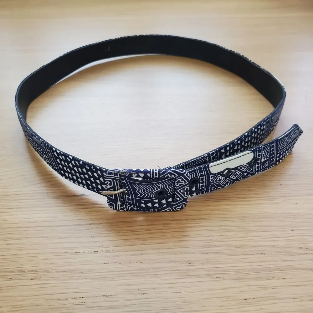 Vintage 80's Blue Patterned Cloth Belt